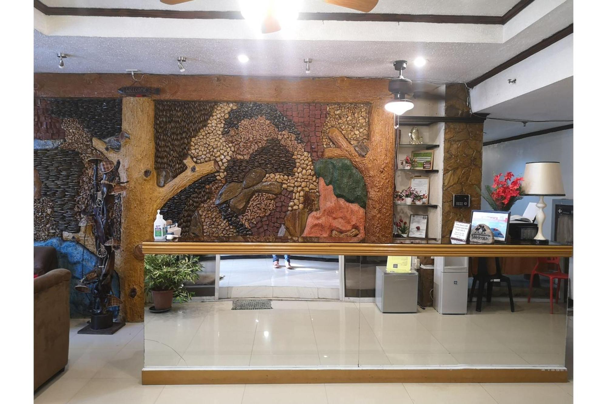 Oyo 880 Flores De Musa Inn Puerto Princesa Extérieur photo
